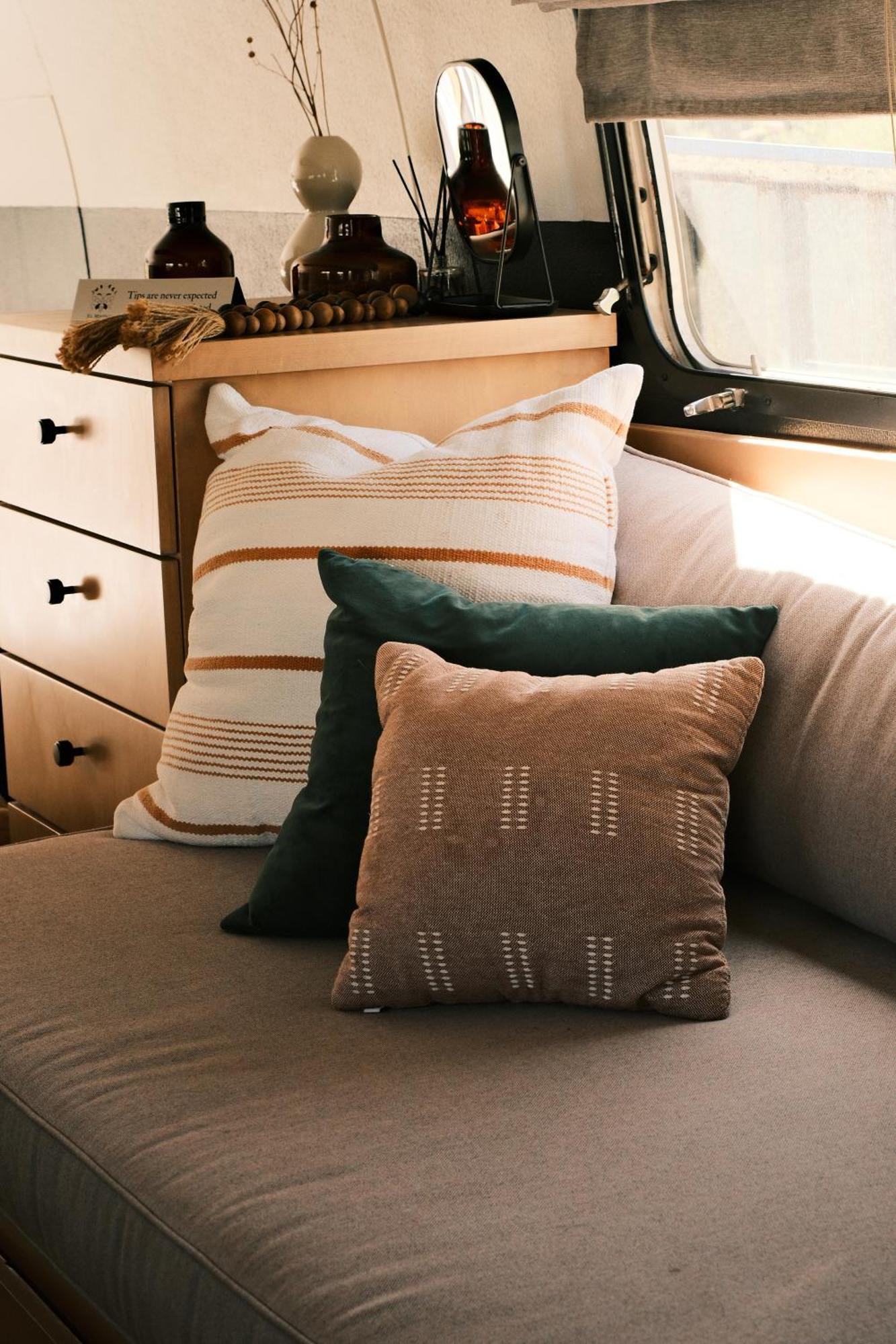 Silver Bullet Airstream, El Mistico Glamping Ranch Nogal Ngoại thất bức ảnh